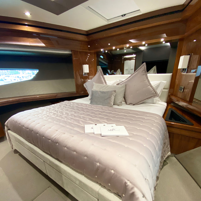 Sunseeker 86 Blue Infinity - Haller Experiences